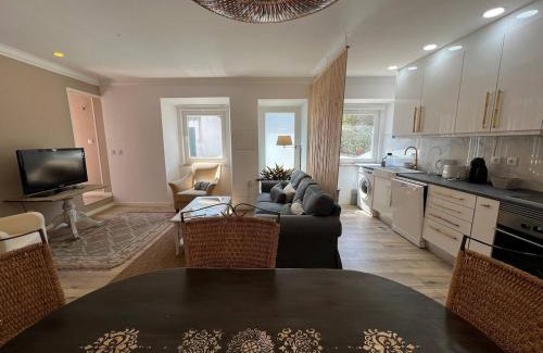 Vila Nogueira de Azeitao House | Casinha de santo Antonio