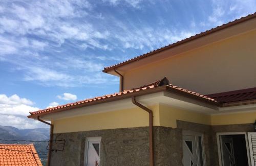 Bico House | Casinha Minhota