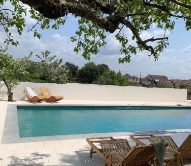 Serta House | Casinha Revira Volta