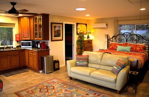 Uptown Sedona Apartment | Casita · Actual Views~ALL photos taken ON property!