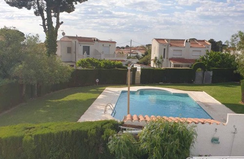 Miami Platja House | Casita Adosada con Piscina Comunitaria y Jardín Privado Disfrútala