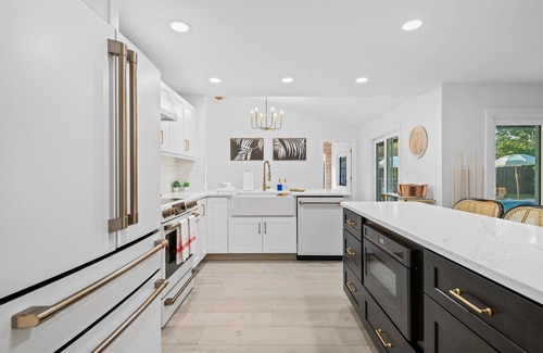 Delray Beach House | Casita Delray Oasis: 4BR with Pool, BBQ, Firepit, Pool Table