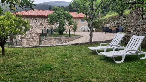 Cossourado House | Casita do jardim