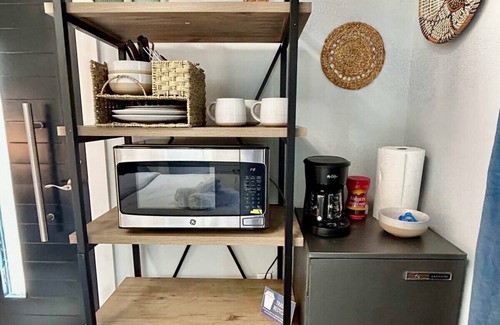 Northwest Los Angeles Heights Apartment | Casita -Mins to Downtown! Serene at Santa Monica