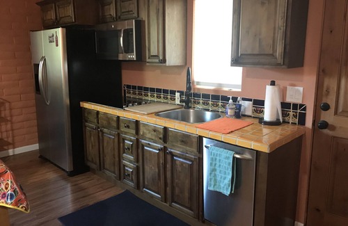 Tanque Verde Cottage | Casita Near Sabino Canyon and Mt. Lemmon