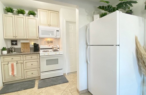 Vista House | Casita Sol Vista-Private Guest House w/King Bed