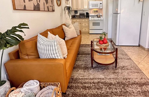 Vista House | Casita Sol Vista-Private Guest House w/King Bed