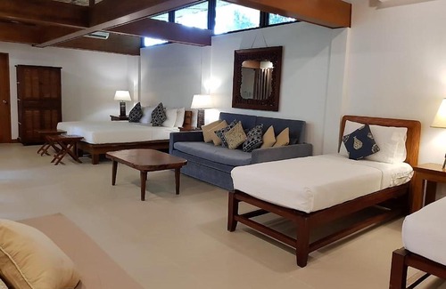 Nasugbu Resort | Casitas de Victoria