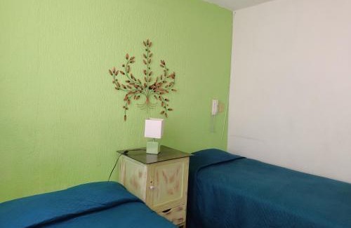 Leon Centro House | Casona Luciérnaga-Casa de Huéspedes