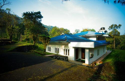 Devikolam Hotel | Casspo Forest Bungalow