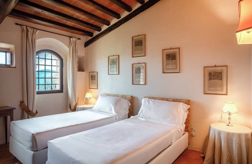 Santo Stefano A Tizzano Other | Castello Di Montemasso