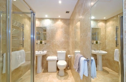 Banff Bed & Breakfast | Castleview Apartments
