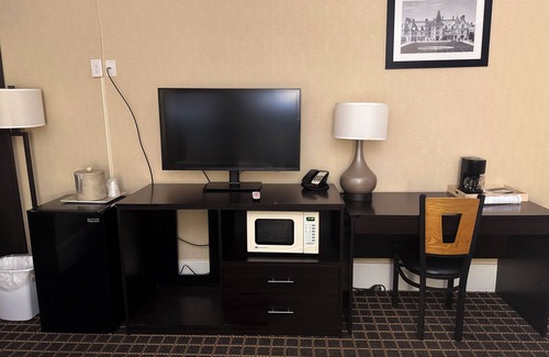 Maggie Valley Hotel | Castlewood Inn