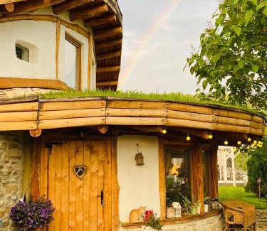 Sighisoara House | Casuta de lut