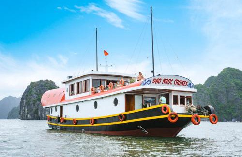 Cat Hai Boat Rental | Cat Ba Bay Cruises