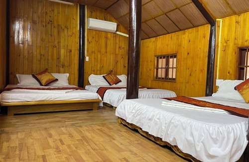 Cat Hai House | Cat Ba Mountain View