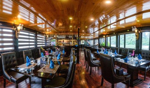 Ha Long Hotel | Cat Ba Ocean Cruise