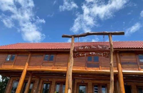 Quan Tom House | Cat Tien Garden Lodge