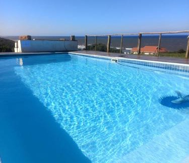 Hibberdene Apartment | Catalina Bay Beach Retreat - Dolphin Inn