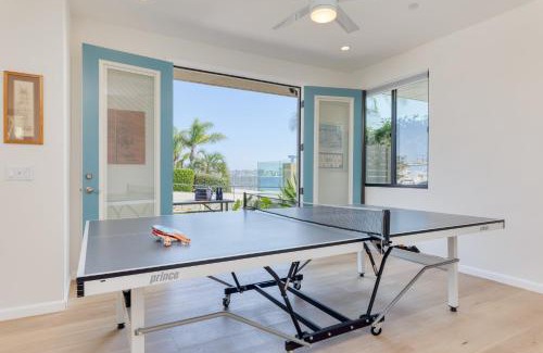 Crown Point House | Catamaran by AvantStay 50ft to Beach Views