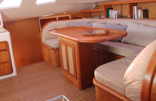 Adamas Boat Rental | Catamaran with skipper and hostess Cyclades