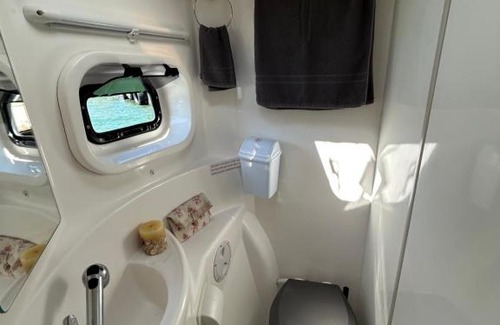 Fiumaretta Boat Rental | Catamarano Leopard 44 a Bocca di magra