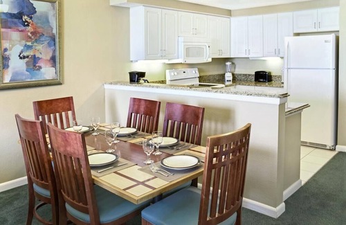 Seabreeze Historic District Condo | Catch Bike Week in Style!n2BR/2BA Beachfront Condo — March 1–8, 2025