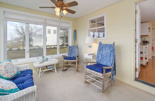 Chincoteague House | Catchin' N Relaxin' - Waterfront!