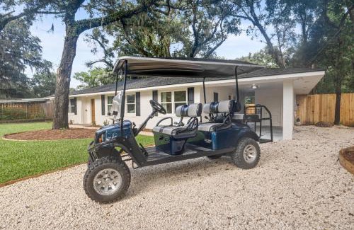 Saint Simons Heights House | Cater Cove - private pool 1 mile to beach quiet
