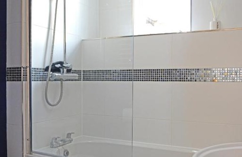 Bury St Edmunds Apartment | Cathedral View Apartment, Flat 3