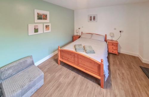Lincoln House | Catley - Uk49439