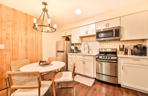 Hunter Apartment | Catskills Oasis True Ski In Out on Hunter Mountain That Fits 6