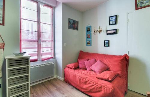 Cauterets Apartment | Cauterets : Appartement cosy 4 pers, centre-ville, proche télécabine, parking ski inclus. - FR-1-401-16