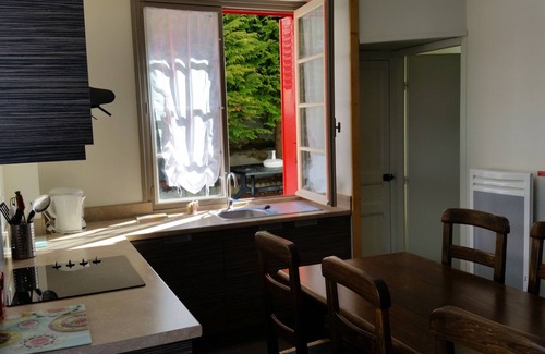 Cauterets Apartment | Cauterets, Les Arroques, 5 mins from the center and the Lys gondola. free WIFI