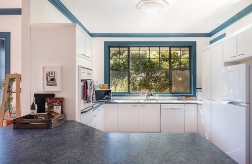 Central Mudgee Cottage | Cavalo Explore Wine Country from this Family Stay