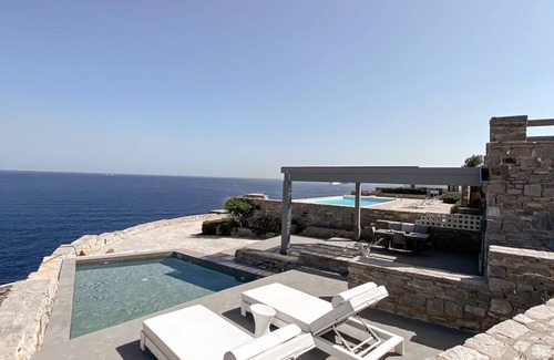 Karystos Villa | Cave Suite