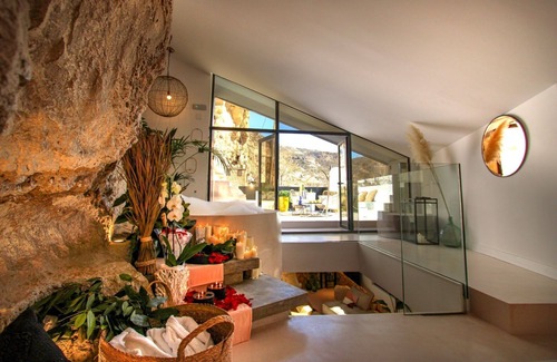Jorquera Apartment | Cave Villa PIACORY (Lomas de Ruvira cave hotel)