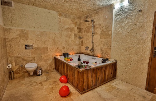 Ortahisar Hotel | CaveAdocia Stone&Cave House