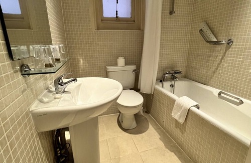 Eastbourne City Centre Hotel | Cavendish Hotel