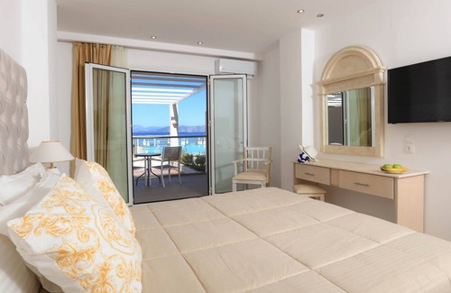 Kavos Hotel | Cavomarina Beach-Adults Only