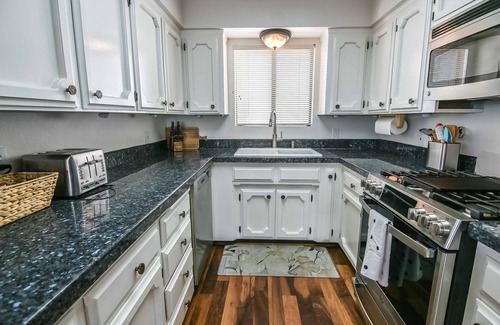 Cayucos House | Cayucos-by-the-Sea vacation home. Ocean views!