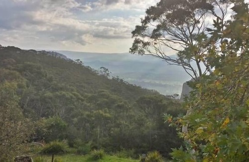 Blackheath Cottage | Cecil's Chair - Blackheath Cottage with a View