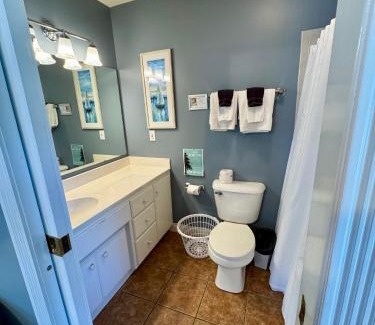 Fish Creek Hotel | Cedar Court Inn