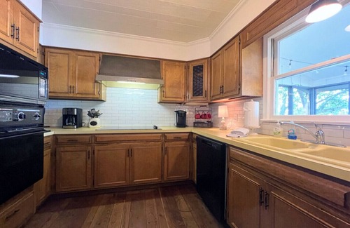 Cedar Bluff House | Cedar Cove on Weiss Lake