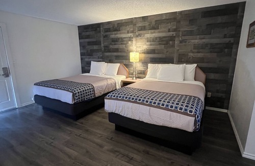 Ashland Hotel | Cedarwood Inn of Ashland