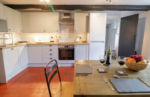 Talsarnau Cottage | CEFN GWYN, pet friendly, luxury holiday cottage in Harlech