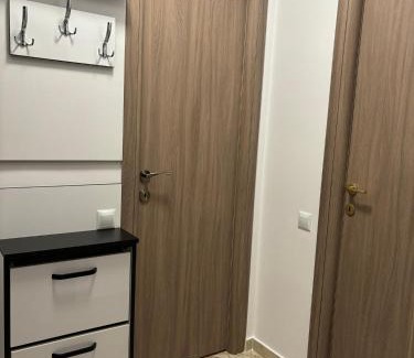 Sector 5 Apartment | CELINE CONFORT N. D. COCEA