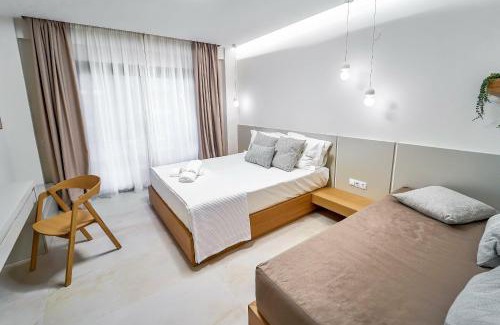 Chrisi Akti Apartment | Celine's Rose