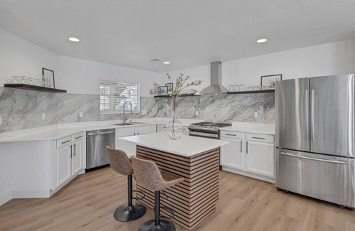 Las Vegas House | Centennial Area Private Pool Oasis!n