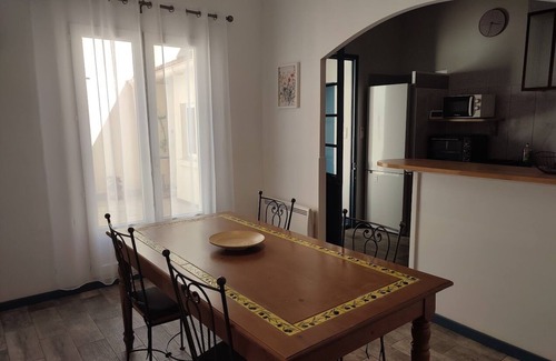Beziers House | Center Béziers house 4 * with Terrace Garage Barbecue Wifi and Canal+
